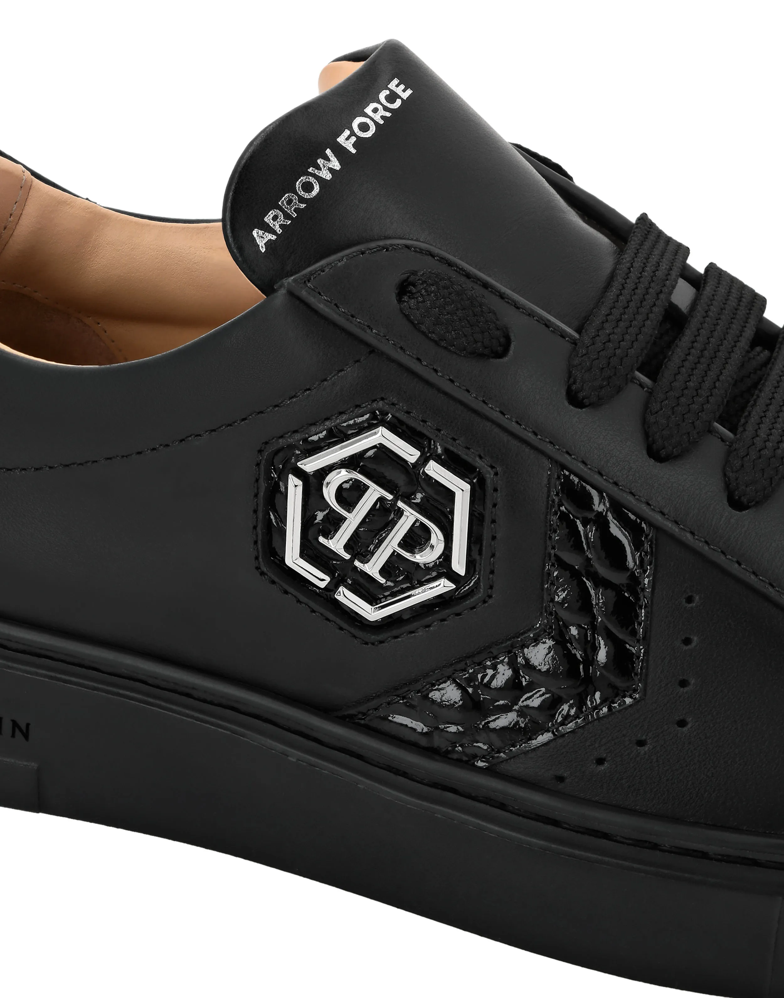 LOTOP CROCCO PRINTED ARROW FORCE SNEAKERS