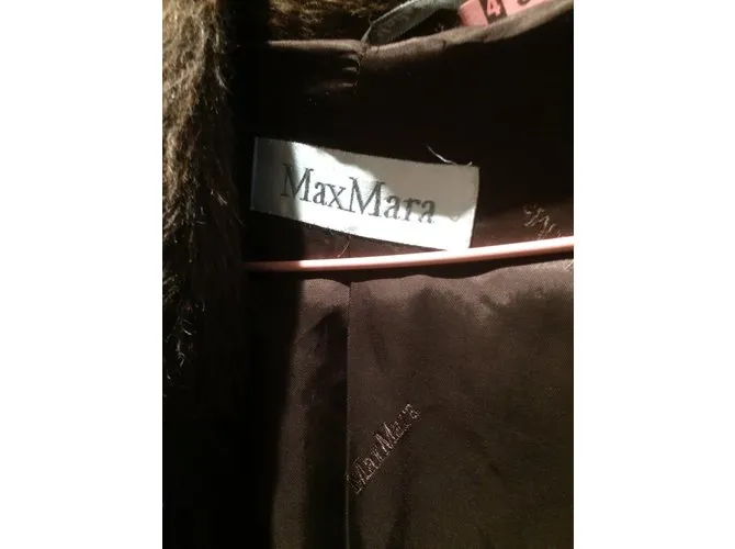 Max Mara Capa Castaño 