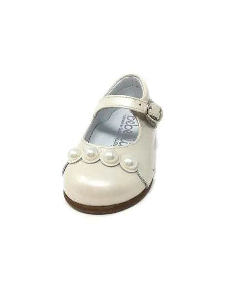 mercedita charol pearl