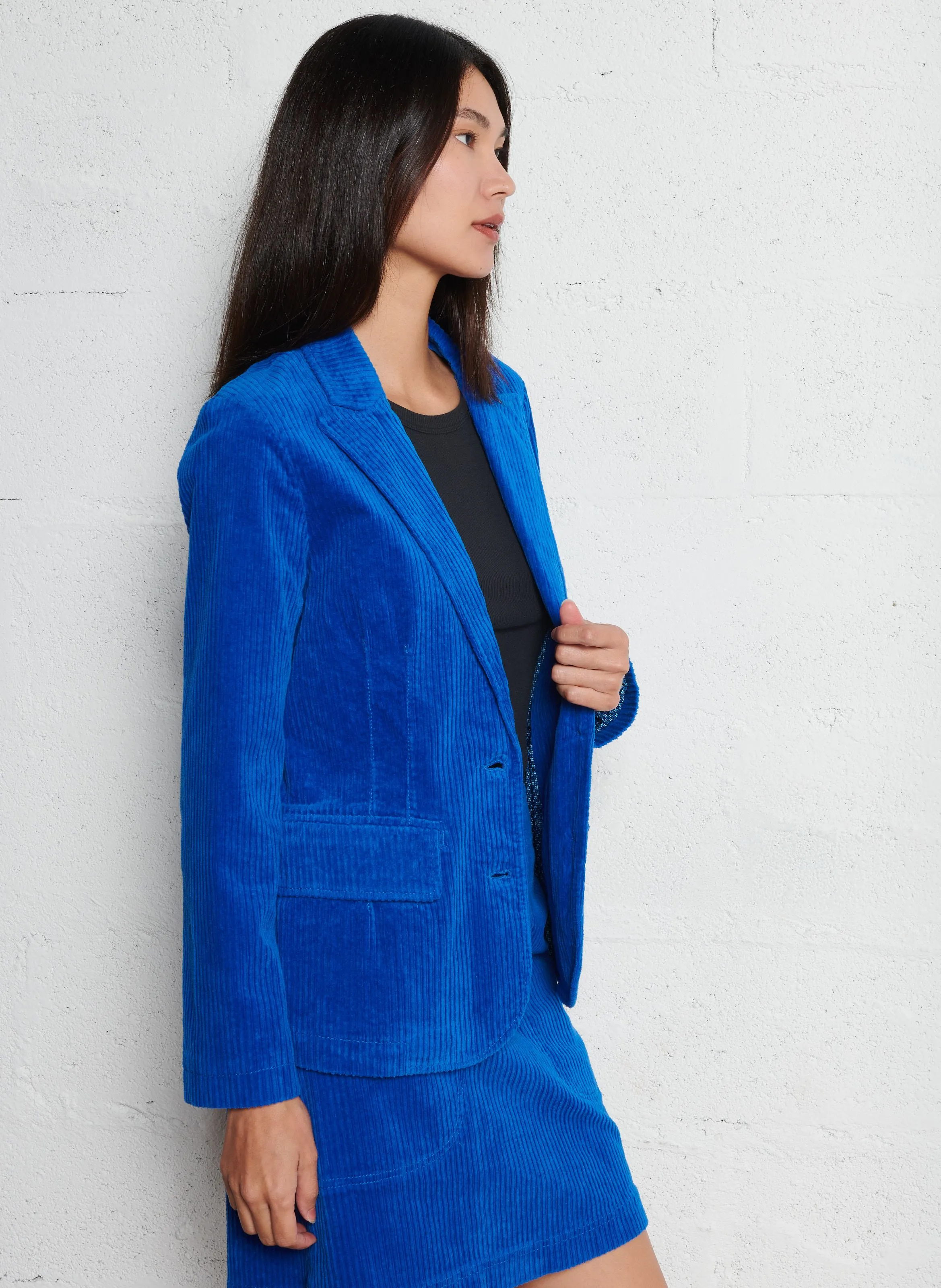 MIGY  CHAQUETA DE CORTE RECTO EN PANA EN AZUL