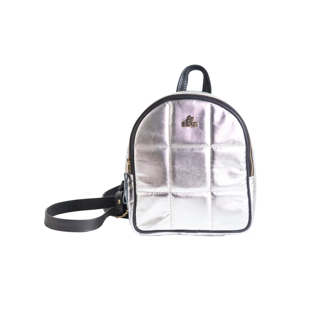 MOCHILA 9180 PLATA CON TIRAS Y RIBETTE NEGRO