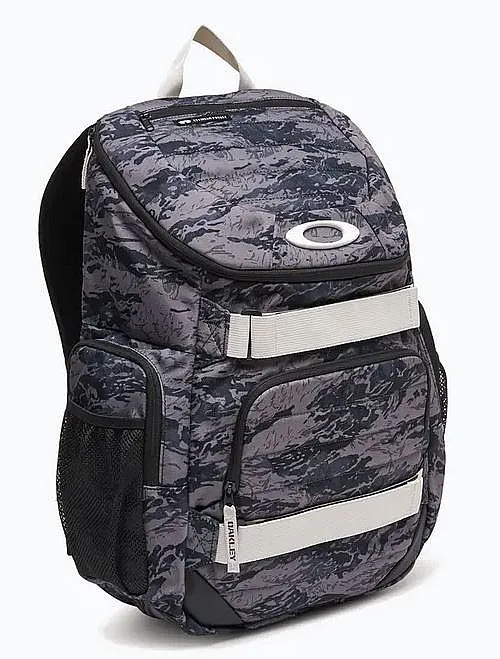 MOCHILA OAKLEY ENDURO 3.0 BIG  TIGER MOUNTAIN CAMO GREY  MEN´S