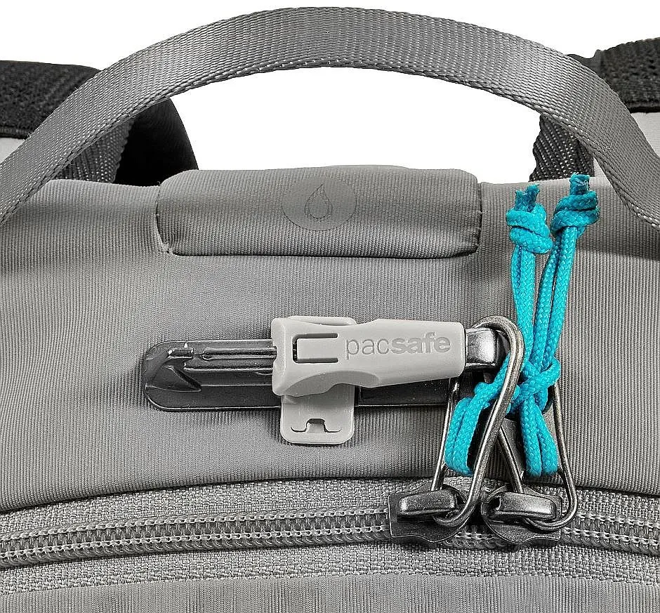 MOCHILA PACSAFE ECO 18  GRAVITY GRAY