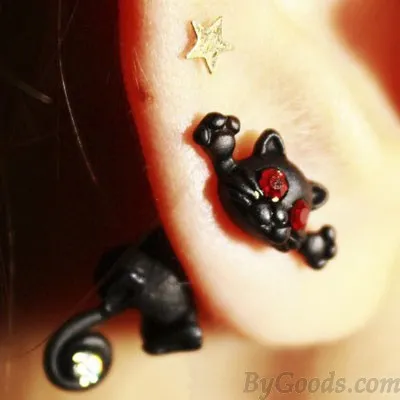 Night Club Mini Animal/Tool Pattern Black Ear Studs