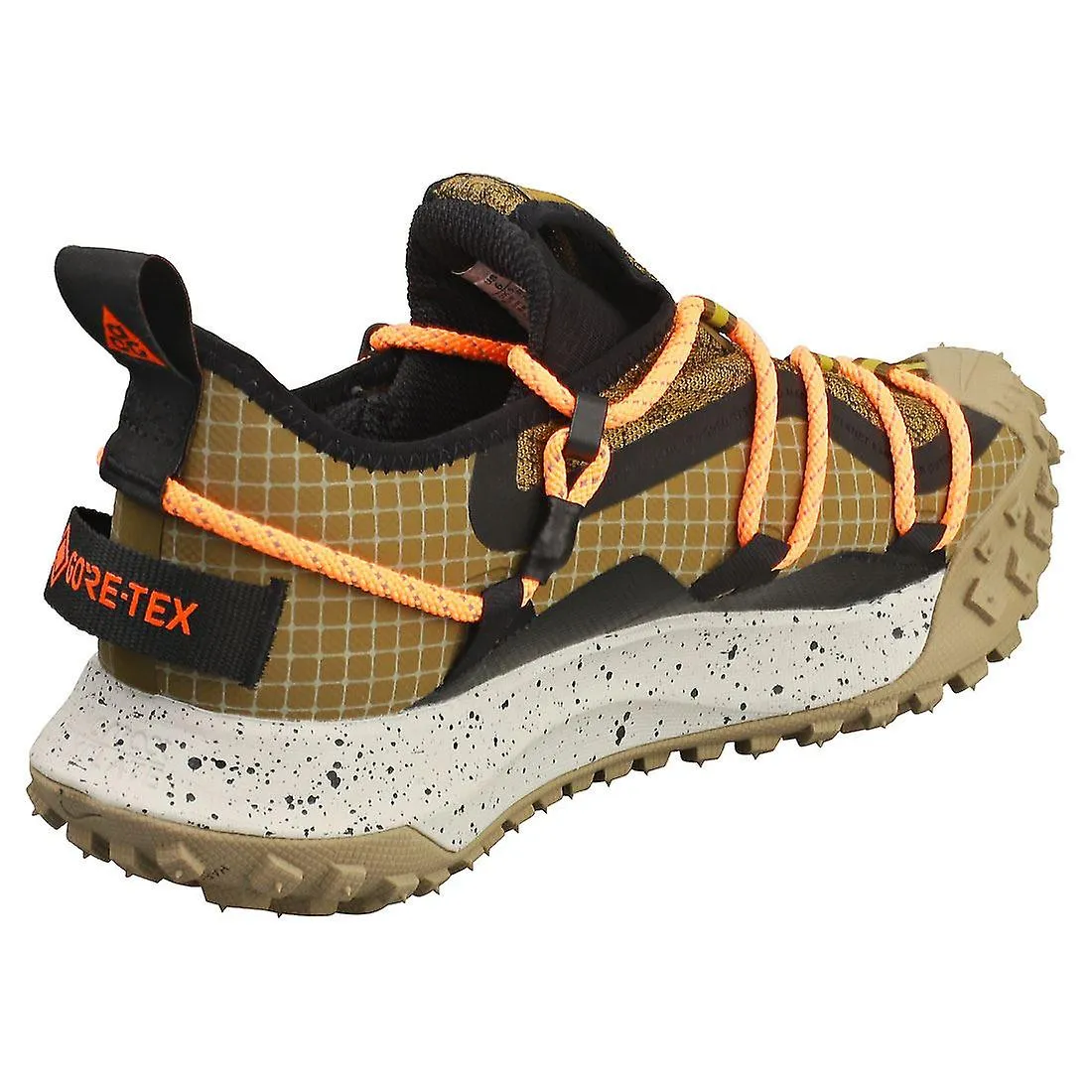 NIKE ACG MOUNTAIN FLY LOW GORETEX ZAPATILLAS DE MODA PARA HOMBRE EN COLOR CAQUI NEGRO