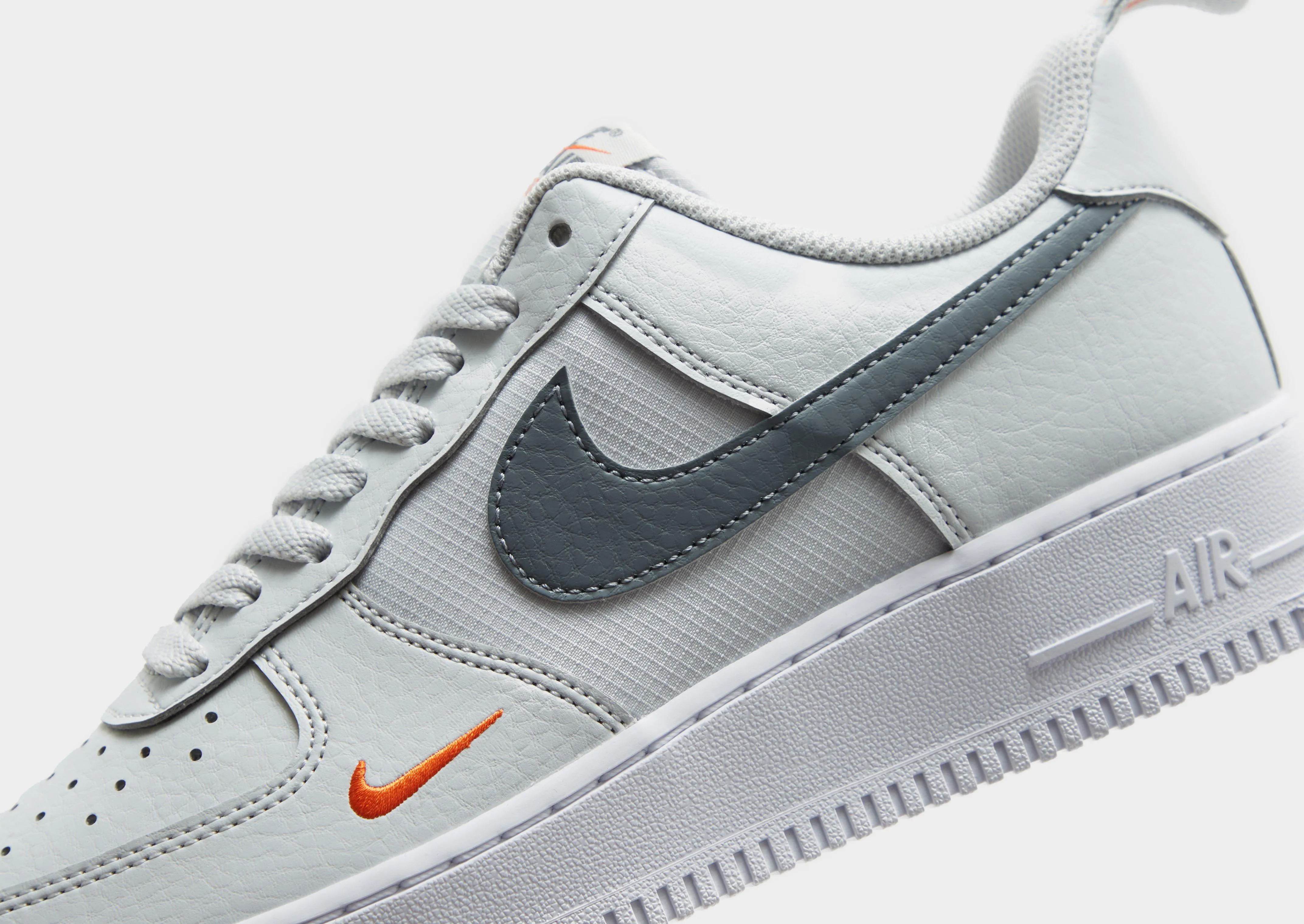 Nike Air Force 1 Low