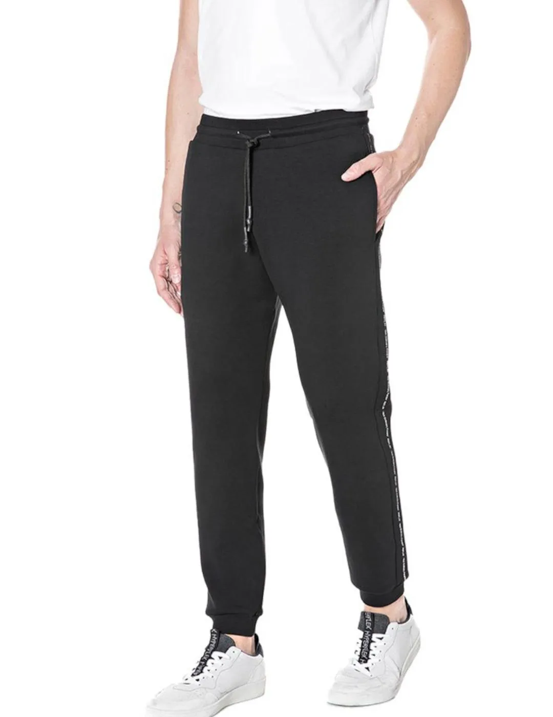 PANTALóN DE CHáNDAL REPLAY NEGRO PARA HOMBRE Z
