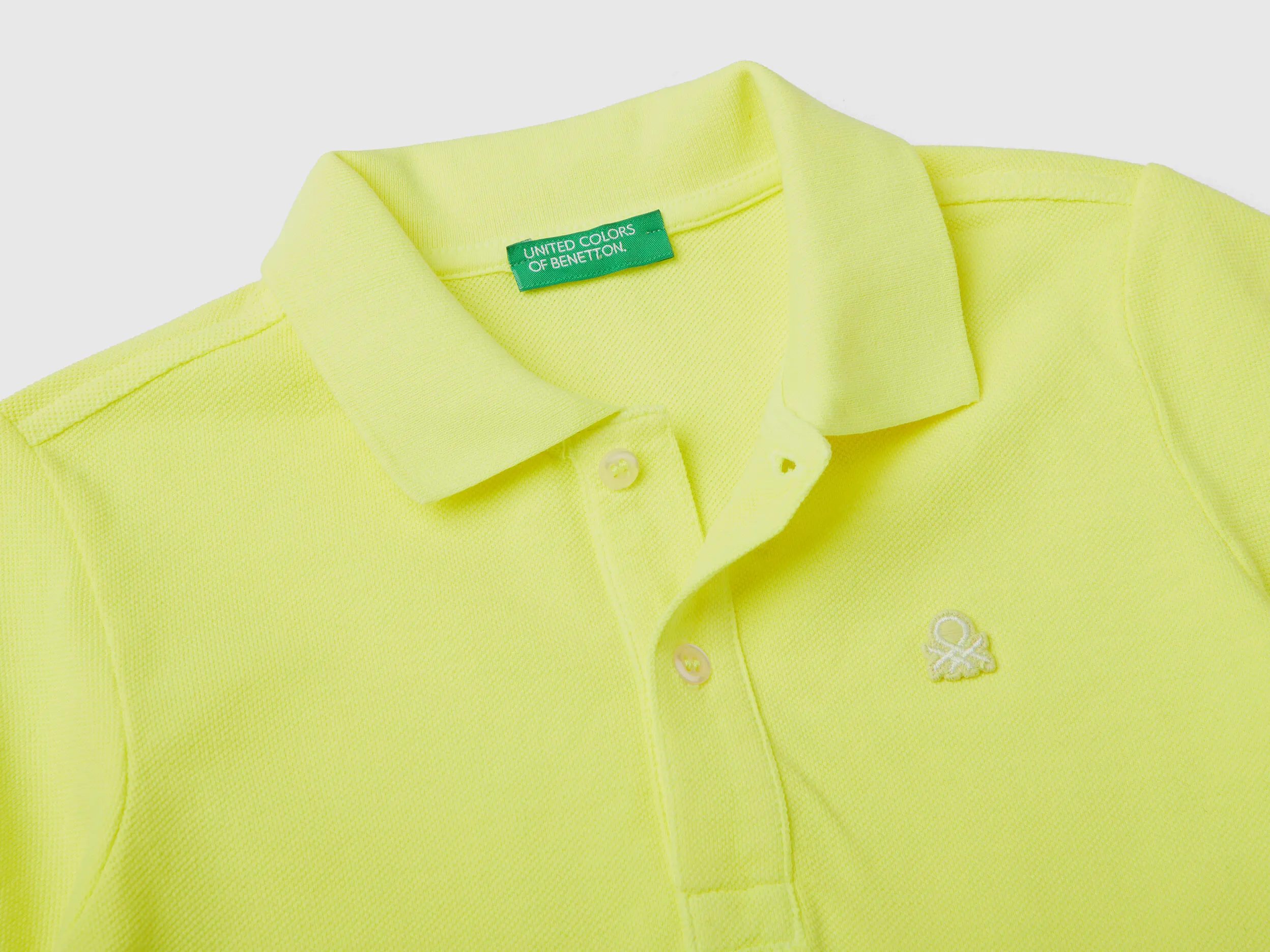 Polo flúor de algodón orgánico