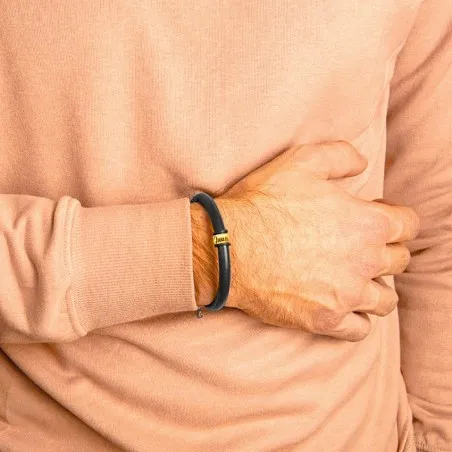 Pulsera Plata de Ley cuero con 1 Nombre