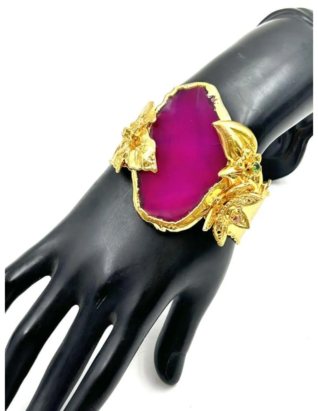 PULSERAS DE MODA PARA BODAS EN DORADO CON PIEDRA FUCSIA BUGAMBILIA