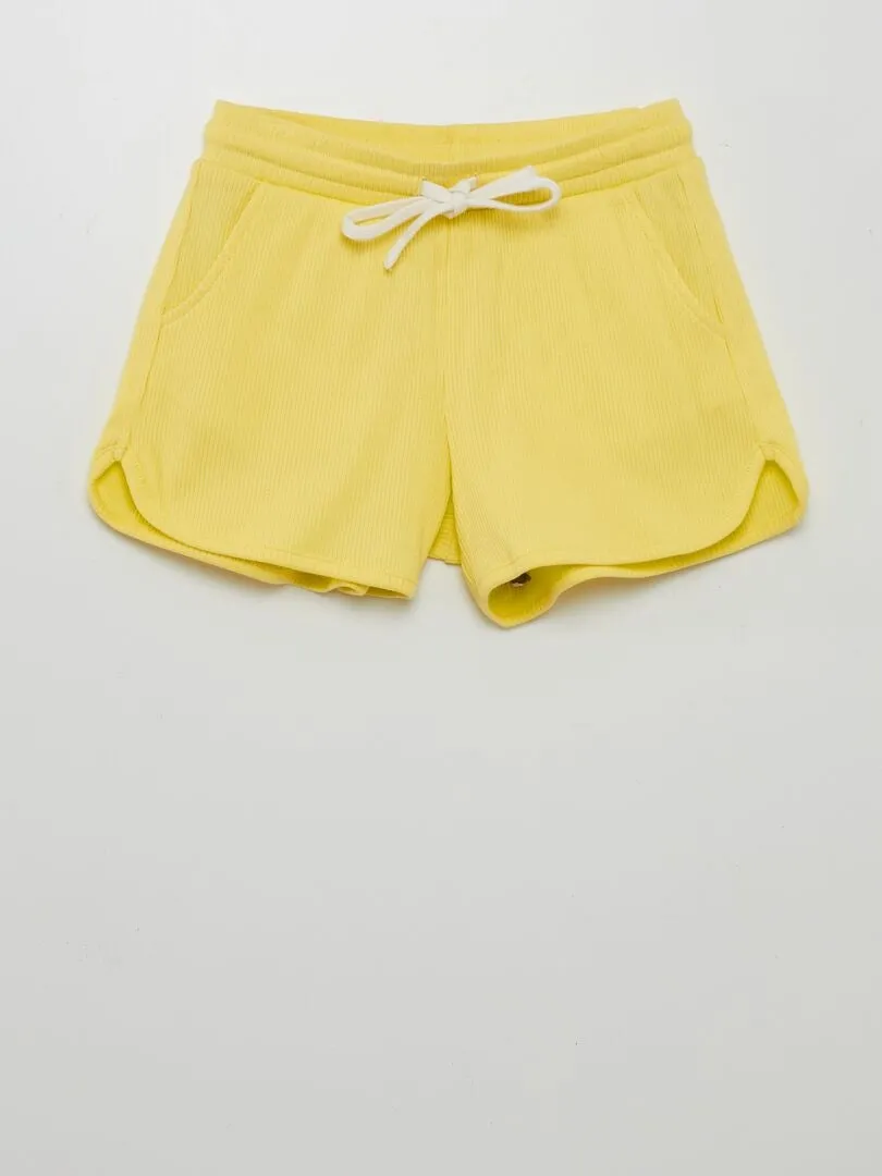 SHORT DE CANALé CON CINTAS ANUDABLES  AMARILLO