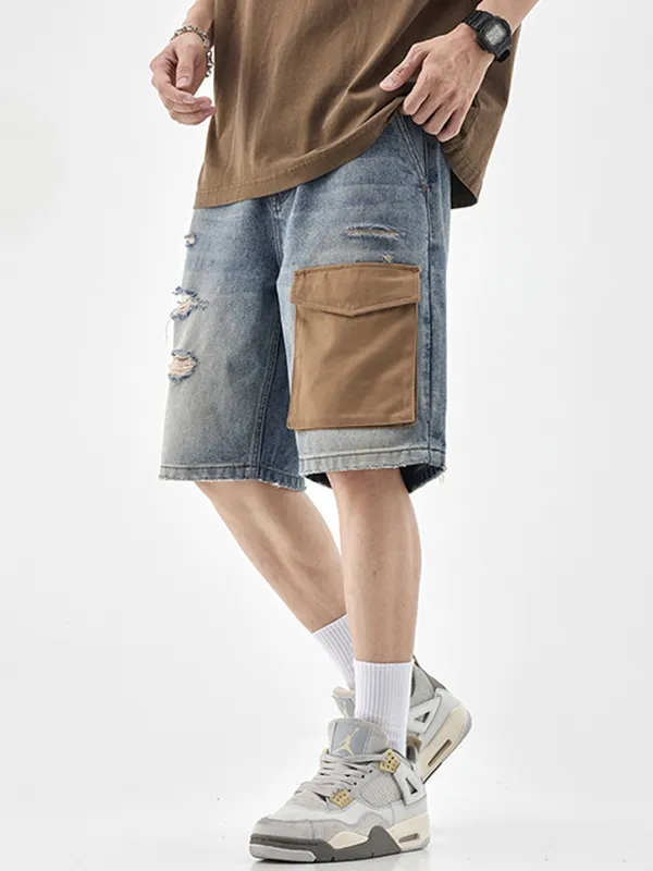 Shorts vaqueros con bolsillo de parche rasgados para hombre