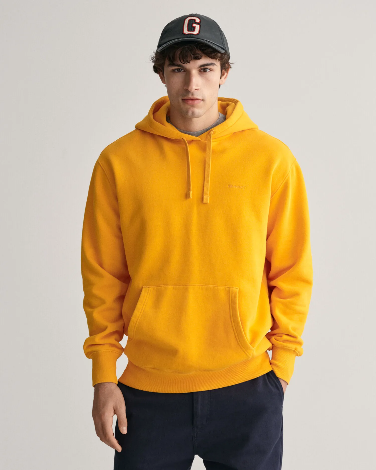 Sudadera con capucha con el logotipo GANT