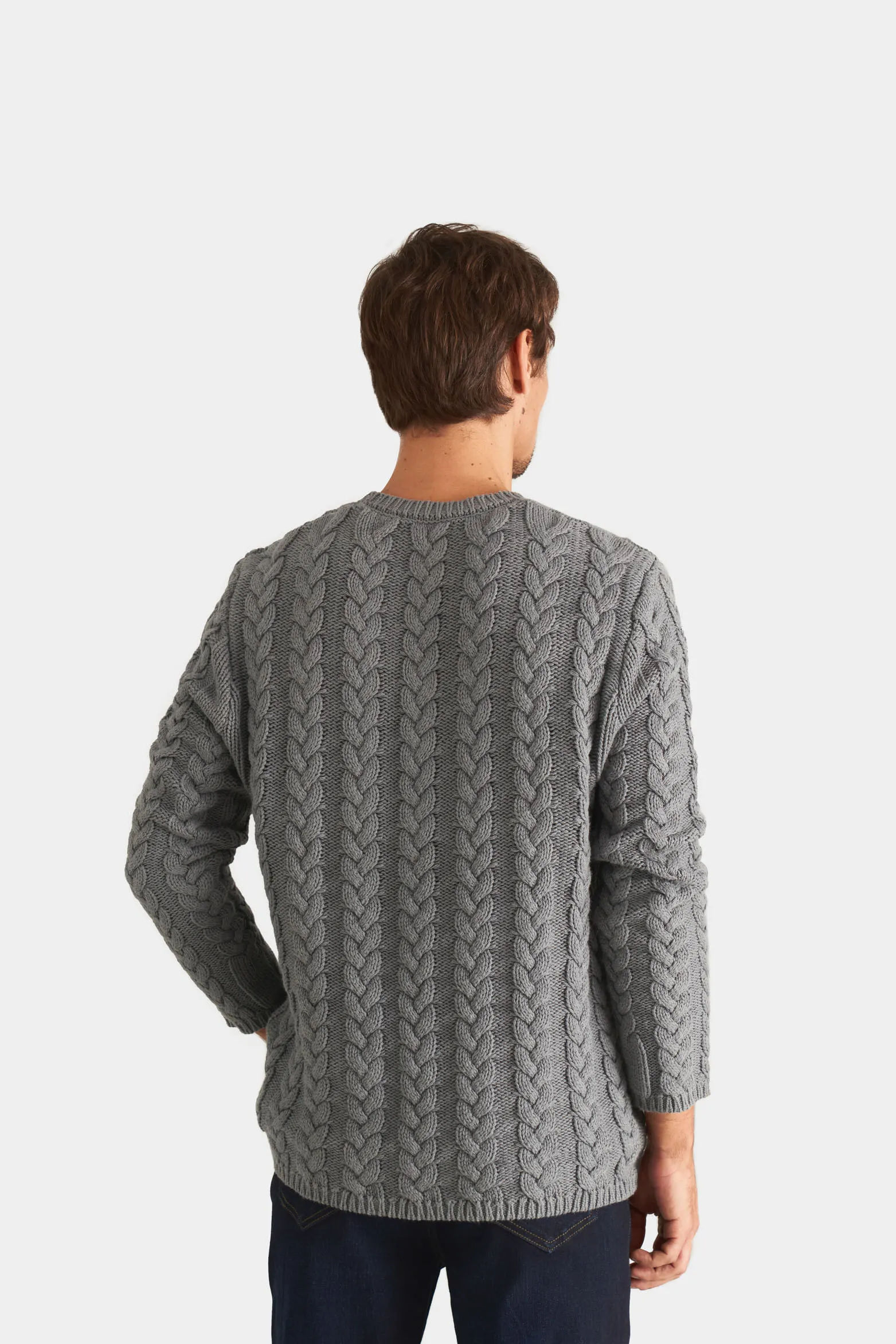 Sweater capri tejido en algodón para hombre textura trenzada