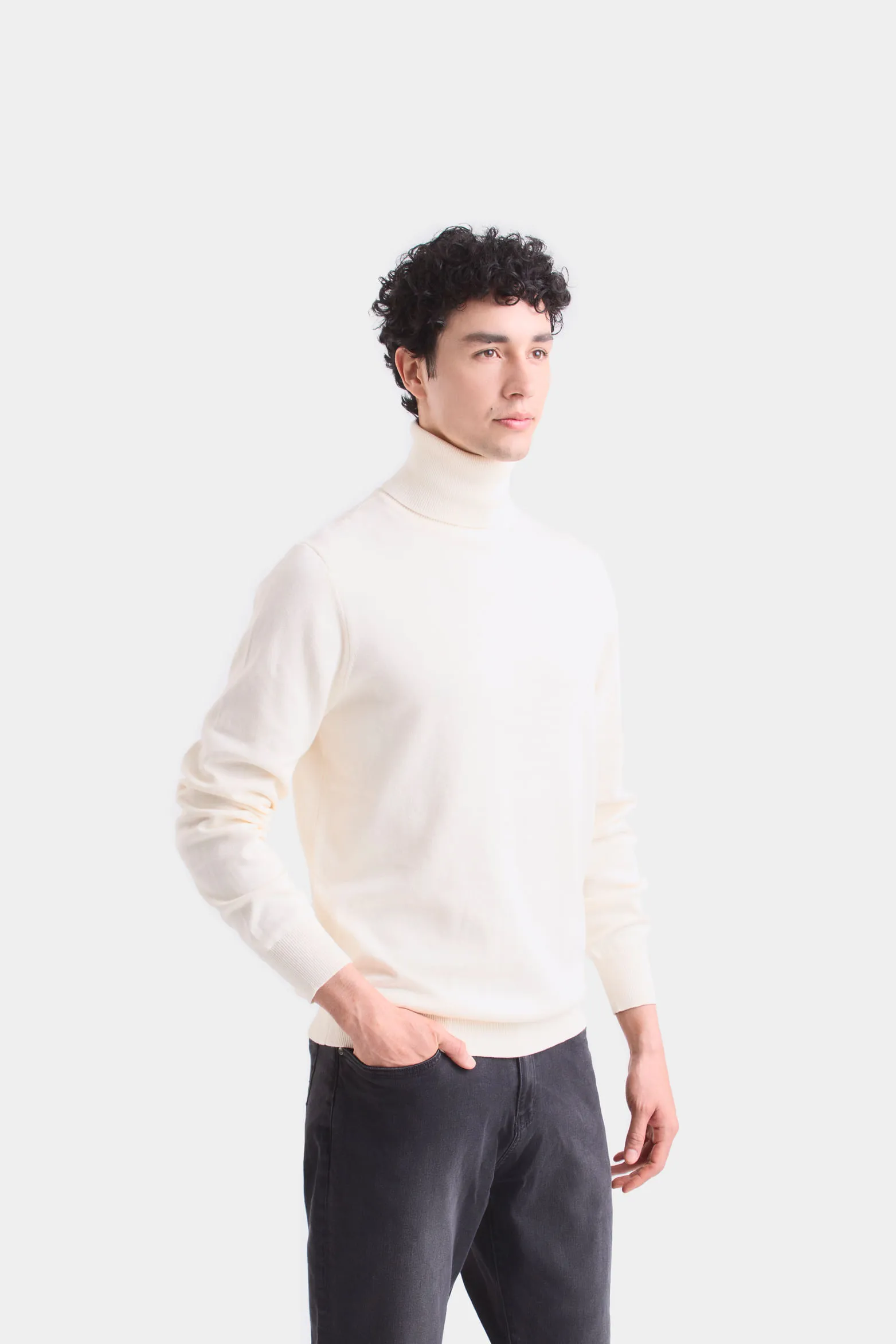 Sweater cuello tortuga tejido para hombre