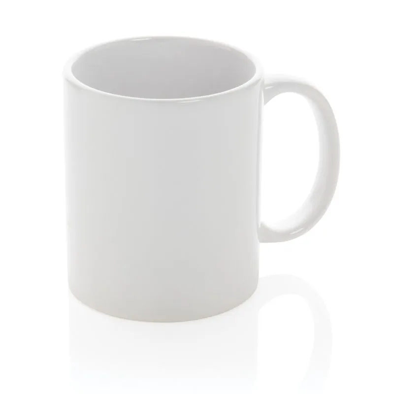 Taza básica de cerámica