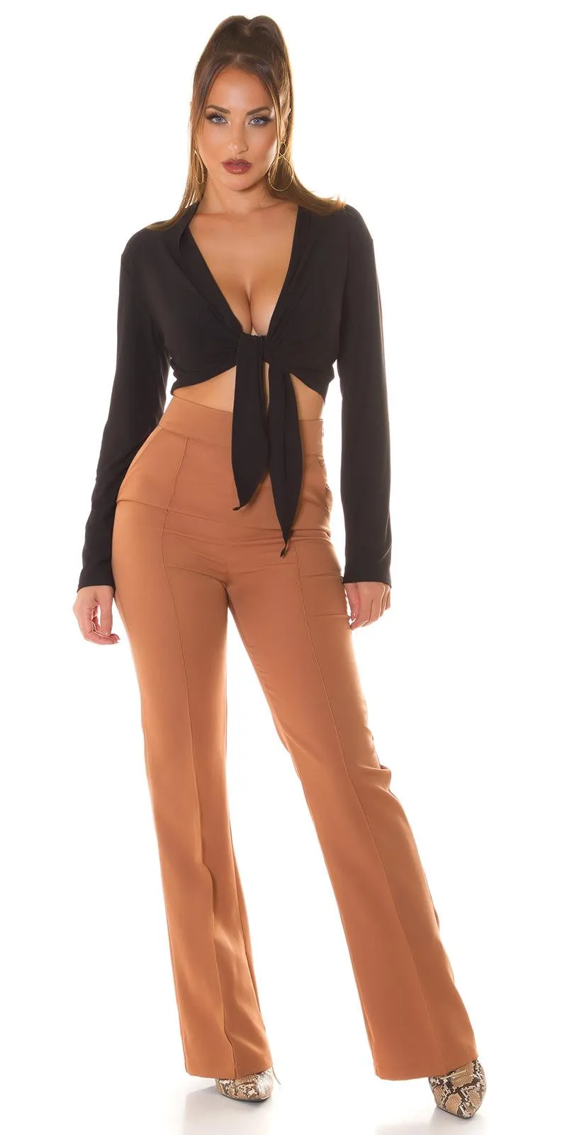 Top crop manga larga negro