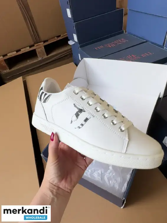 Trussardi Jeans Zapatos Hombre y Mujer!  ¡Lleno de productos de alto valor!