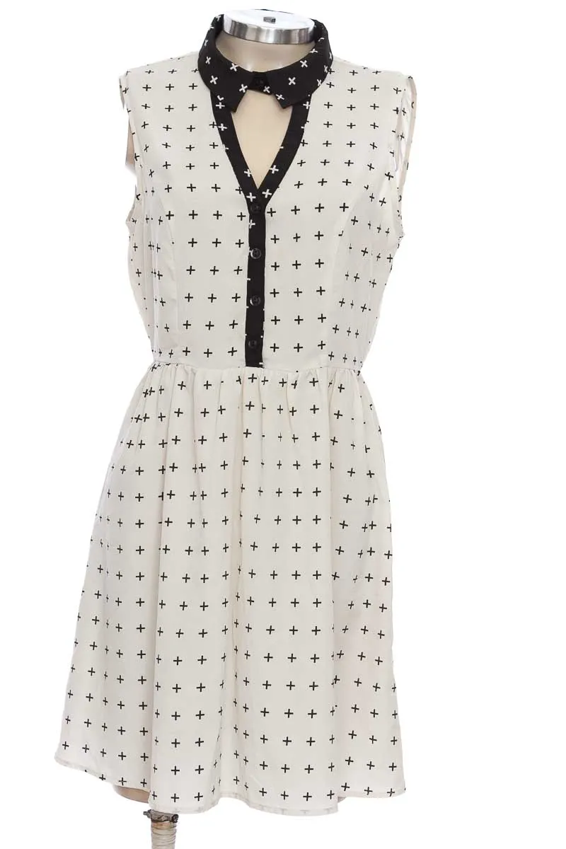 VESTIDO / ENTERIZO COLOR BEIGE  FOREVER 21
