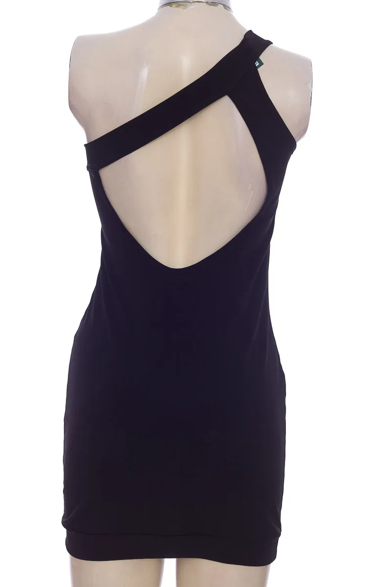 VESTIDO / ENTERIZO COLOR NEGRO  CLOSEANDO