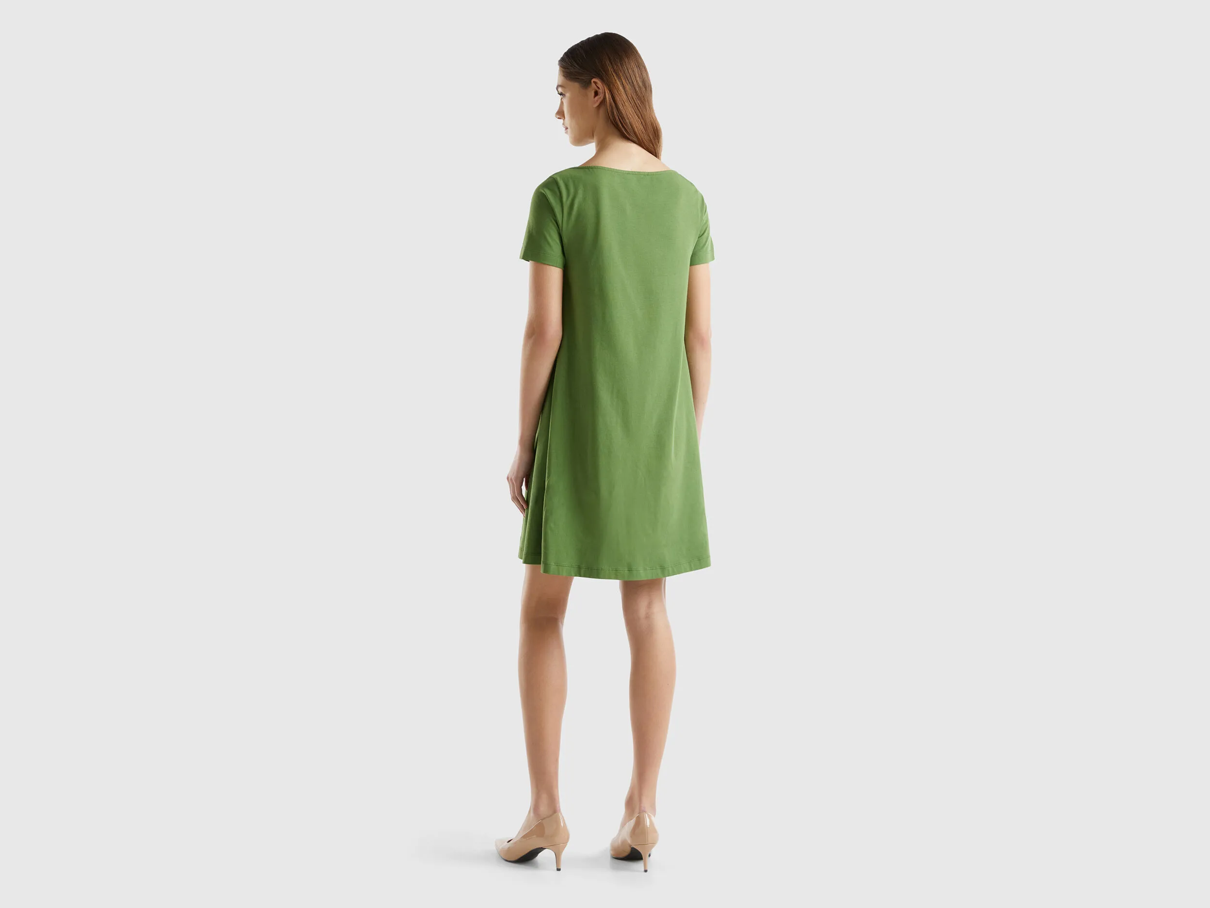 Vestido corto evasé