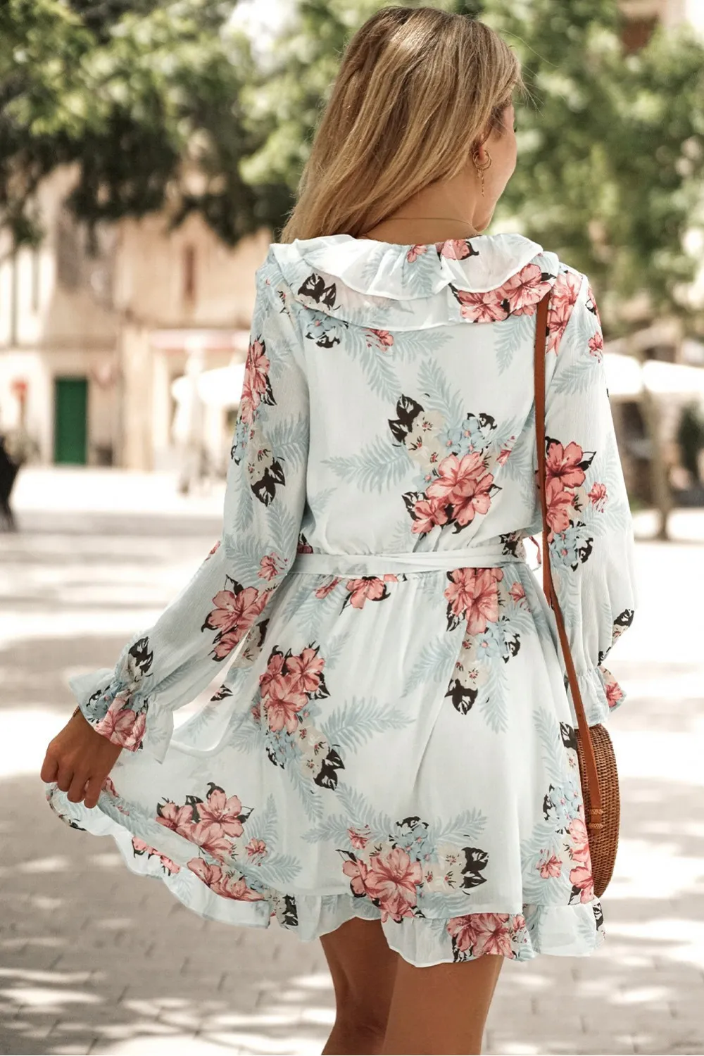 Vestido floral de manga larga