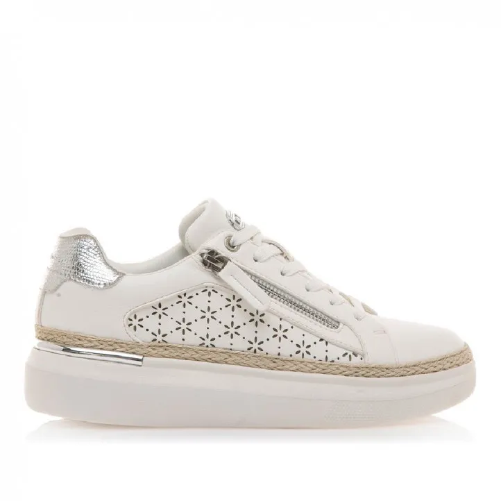 Zapatillas urban Maria Mare varese con detalles plateados y tira de yute