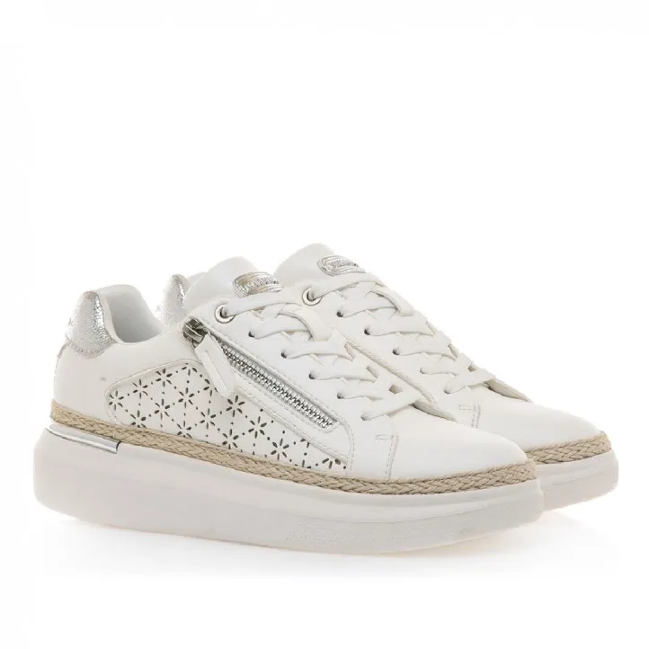 Zapatillas urban Maria Mare varese con detalles plateados y tira de yute