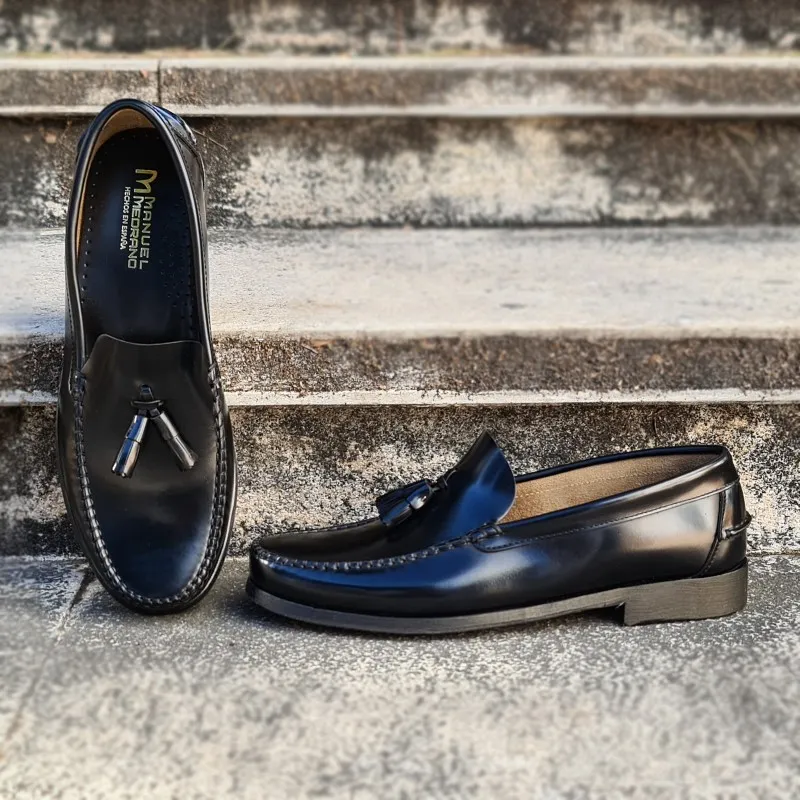 Zapatos Castellanos Hombre Piel Florentic Borlas Suela Cuero 702 Negro, de Manuel Medrano