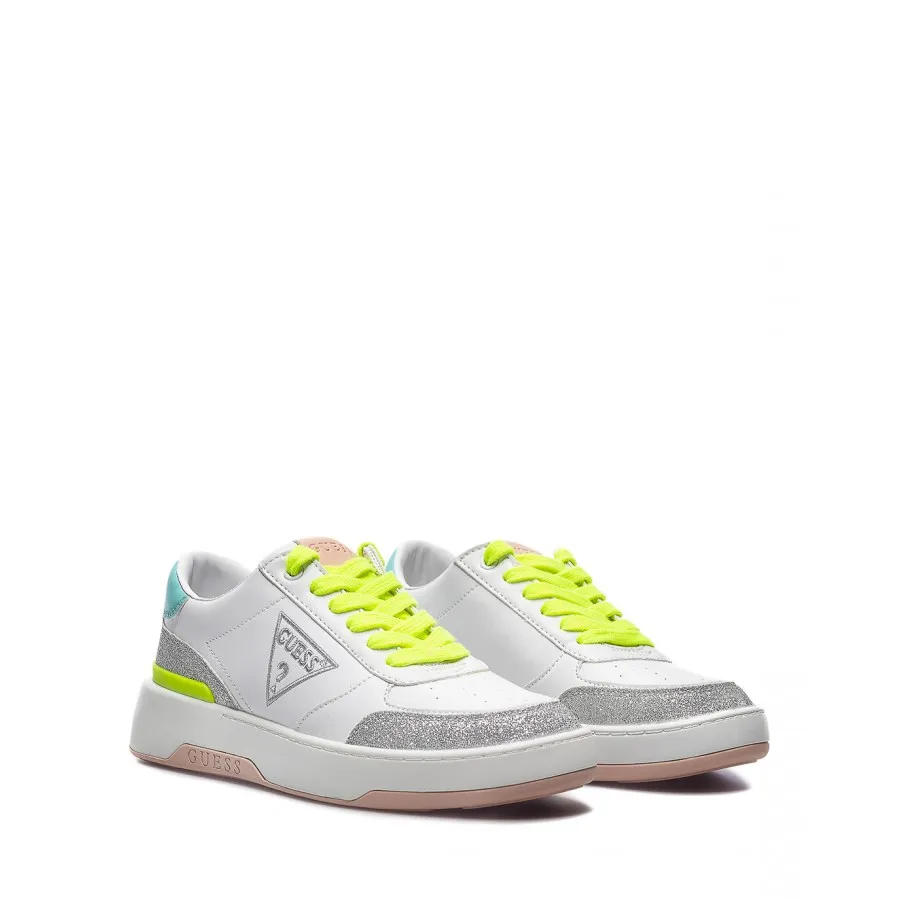 Zapatos Mujeres Sneakers GUESS FL5MLSFAM12 Whi Si Blanche