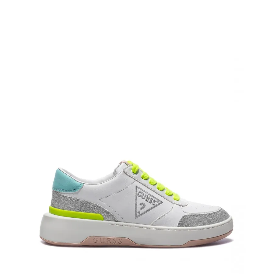 Zapatos Mujeres Sneakers GUESS FL5MLSFAM12 Whi Si Blanche